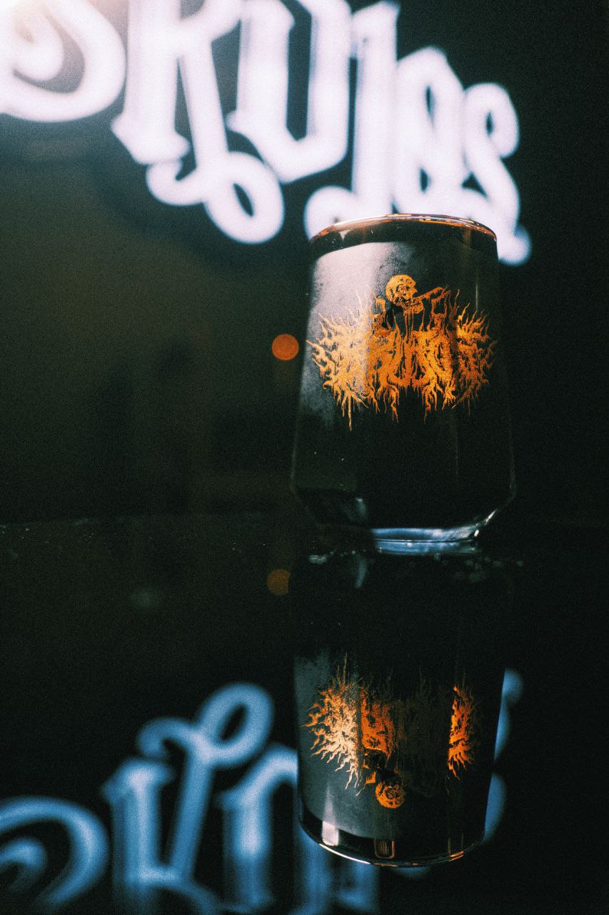 Brujos x Pilsnerish: Octágono